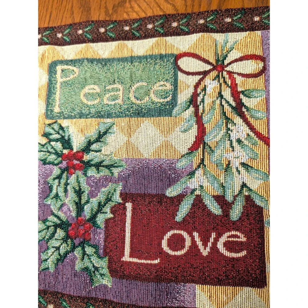 Tapastry Christmas Table‎ Runner Pointsettia Joy Peace Love Holiday 16 